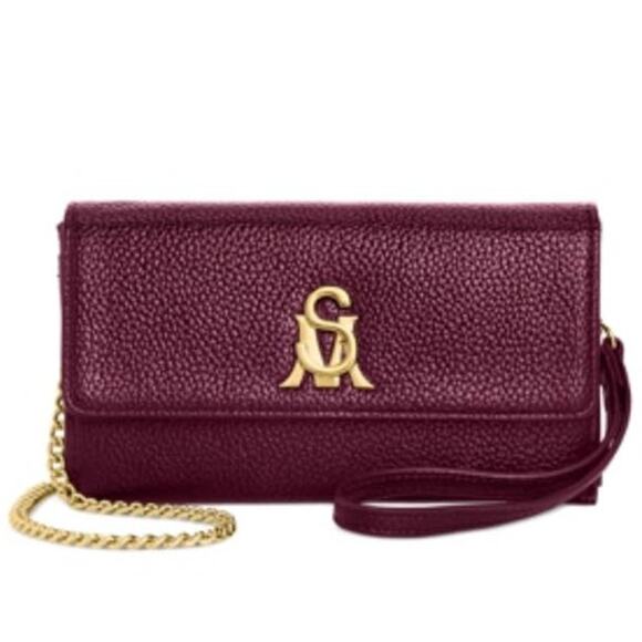 Steve Madden Handbags - Steve Madden Burgundy Leather Wallet Wristlet